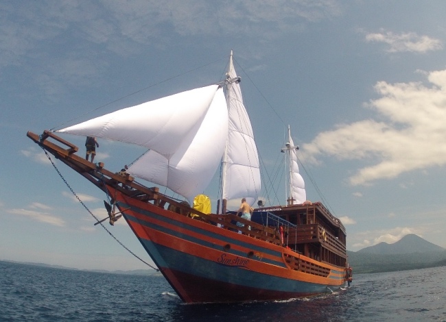 ... wurde unser Tauchschiff - Indonesien - 