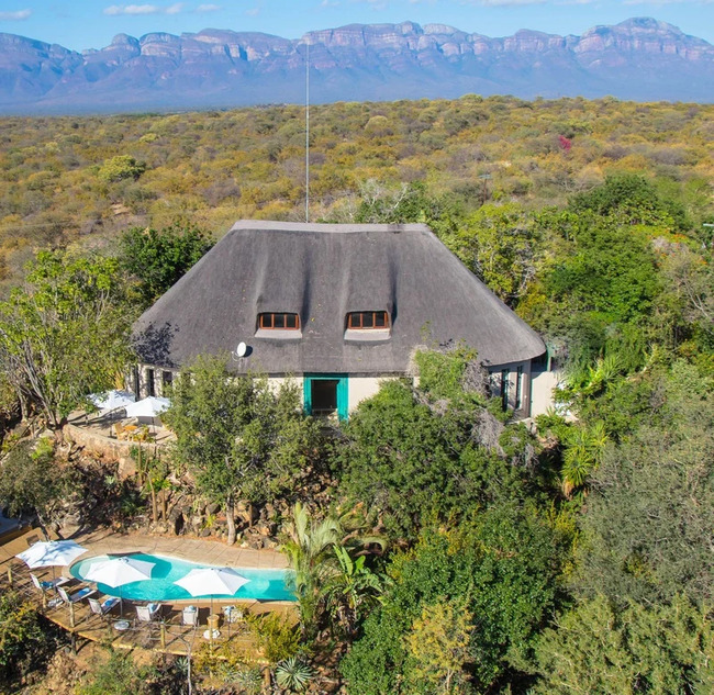 Unsere Lodge mit Bergpanorama - Südafrika - 