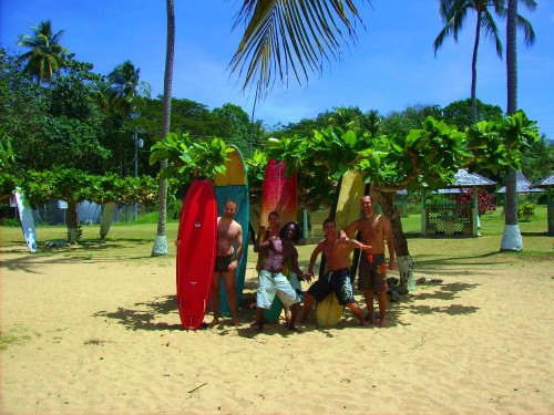 Surfen mit Freunden - Trinidad & Tobago - 