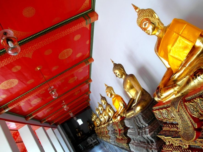 Bangkok Klassiker + Khlong Tour: Klassische Führung mit Grand Palace, Wat Phra Kaew, Wat Pho, Wat Arun und Blumenmarkt - Thailand - 