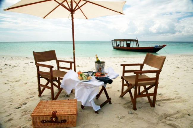 Bootsausflug auf eine einsame Sandbank - Picknick nur für Euch Honeymooner - Tansania - 