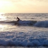 Was gibt es Schöneres als Surfen im Sonnenuntergang?