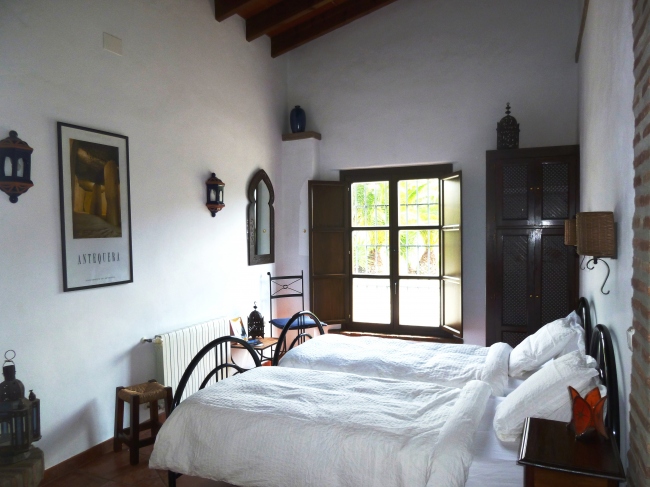 Torcal Schlafzimmer mit zwei Einzelbetten 90 x 200 cm und ein weiteres 80 x 180 cm. - Spanien - 