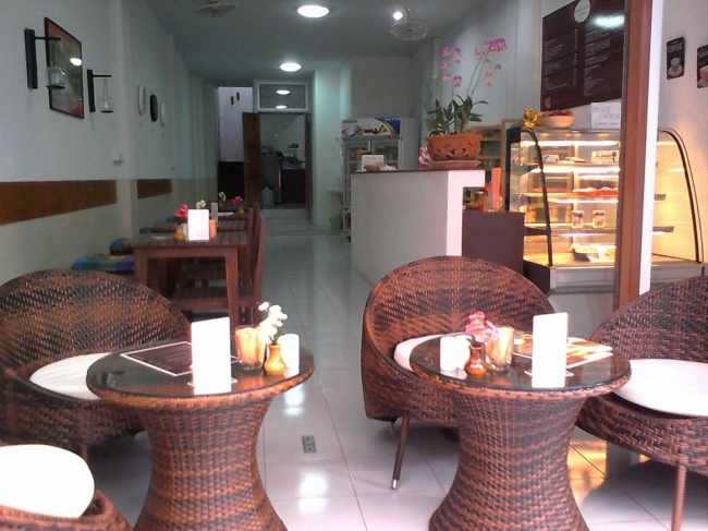Blick in unser Café mit eigener Bäckerei - Thailand - 