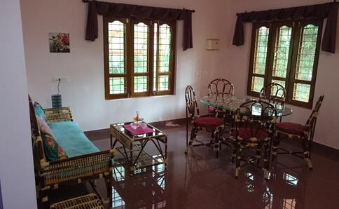 Strandnahes Gästehaus in einem Fischerdorf in Kerala
