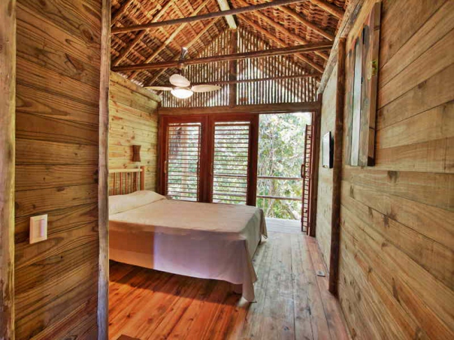 Die Baumhäuser sind komplett aus Holz gebaut - Brasilien - 