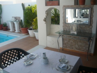 Bed&Breakfast Doppelzimmer mit Frühstück strandnah Playa Dorada auf Lanzarote