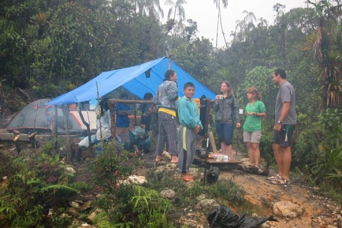 Basis Camp Neblina Trekking - Brasilien - 