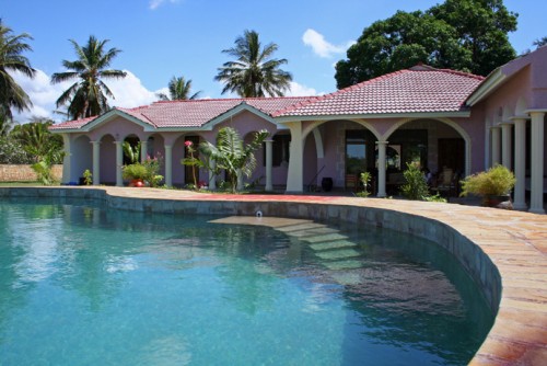 Ansicht Villa auf Pool/Meer zugewandte Seite - Kenia - 