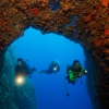 Spektakuläre Landschaften Unterwasser - hier ein Torbogen (6 - 24m)