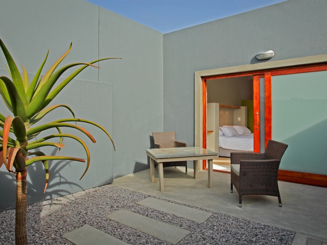 Jedes Zimmer verfügt über einen eigenen Terrassenbereich mit Garten - Namibia - 