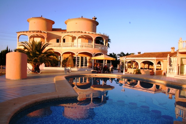 Hotelanlage mit Pool - Spanien - 