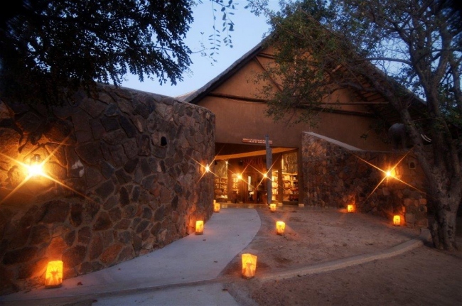 Abendstimmung auf unserer Safarilodge  - Südafrika - 