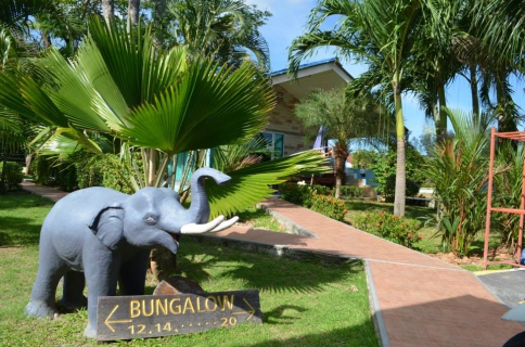 Ferien-Resort in tropischem Garten auf Phuket